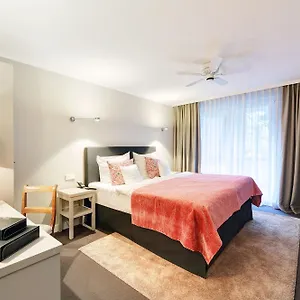 https://admiral-hotel.com-bavaria.com