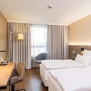 Hotell Nh Altona ****